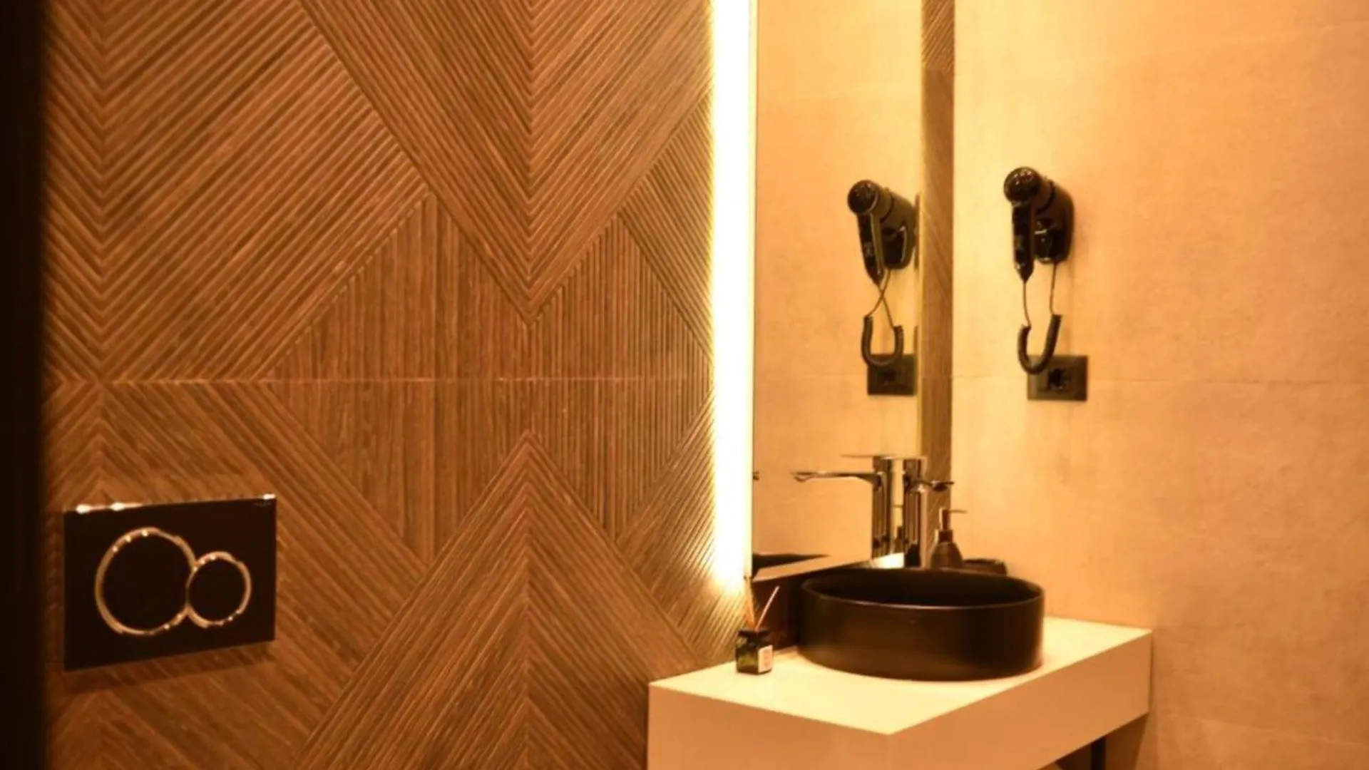 Nuna Hotel & Apartments Vlore Albania