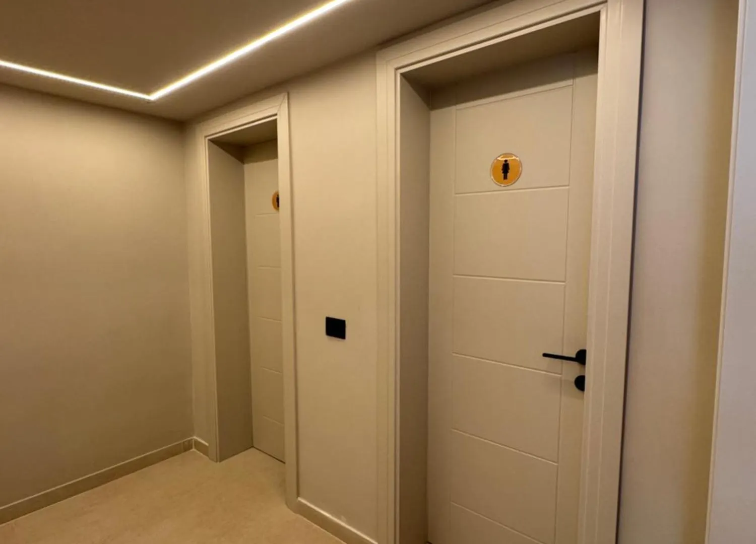 Nuna Hotel & Apartments Vlore 4*,