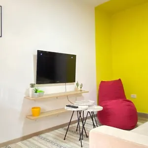 city-central-apartment.hotels-in-tirana.com/